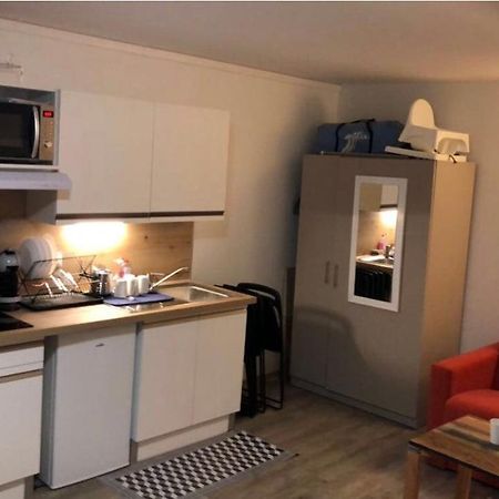 Au Bout Du Bois Piscine Sauna Hammam Accessible En Saison Et Le Logement Accessible Toute L Annee Les Déserts Zewnętrze zdjęcie